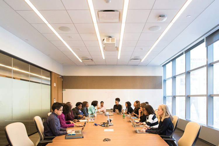 Employee Training Programs: 5 Steps to Drive Business Results
